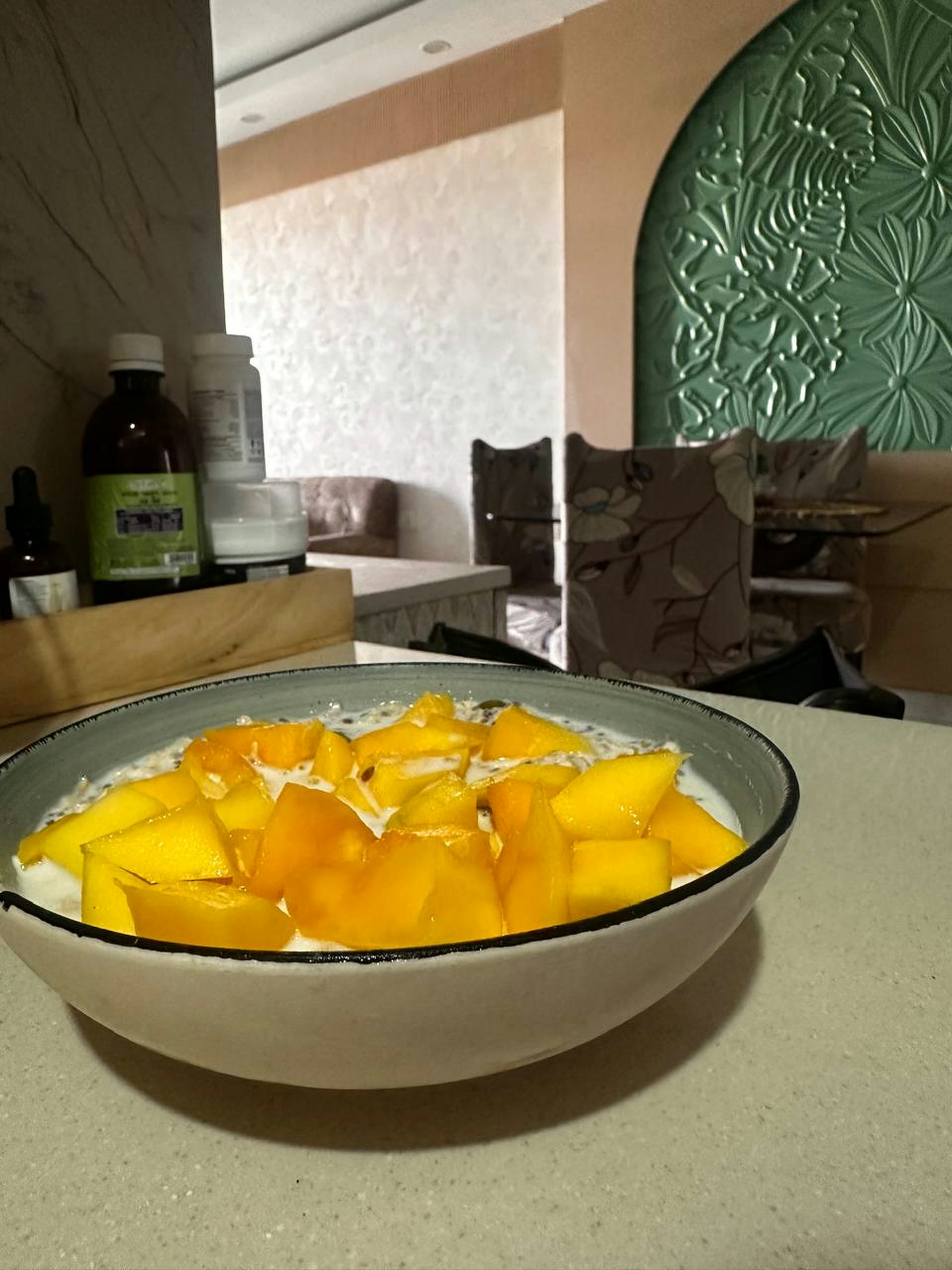 Customer's Avena overnight oats topped with fresh mango